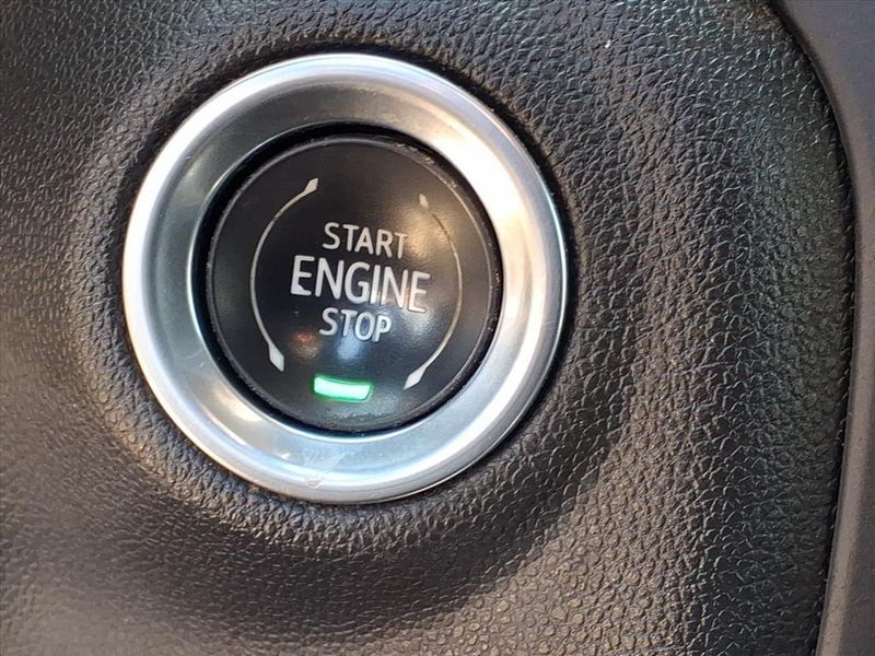 Used 2020 Chevrolet Silverado 1500 RSTImage 24