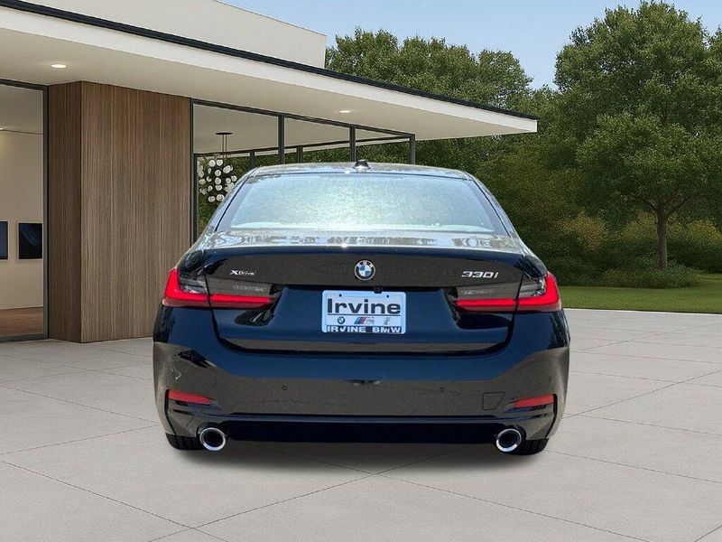 New 2026 BMW 3 Series 330i xDriveImage 9