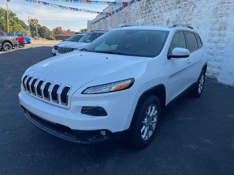Used 2014 Jeep Cherokee LatitudeImage 1