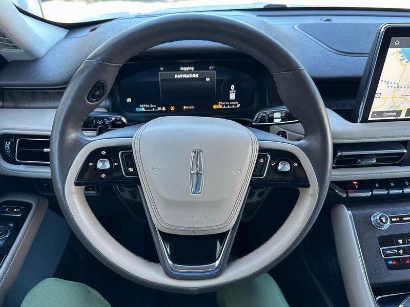 2021 Lincoln Aviator Reserve photo 2