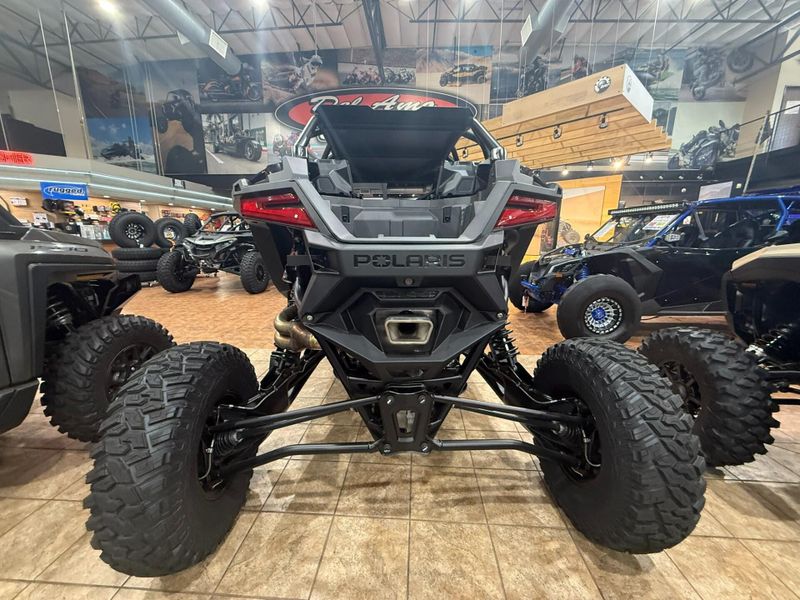 New 2026 Polaris RZR PRO R 4 ULTIMATE Image 9