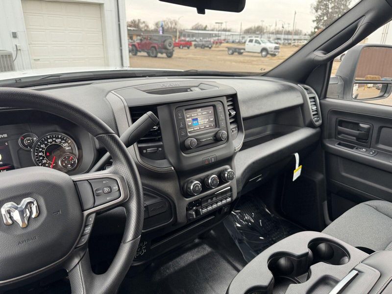2024 RAM 3500 Chassis Cab TradesmanImage 23