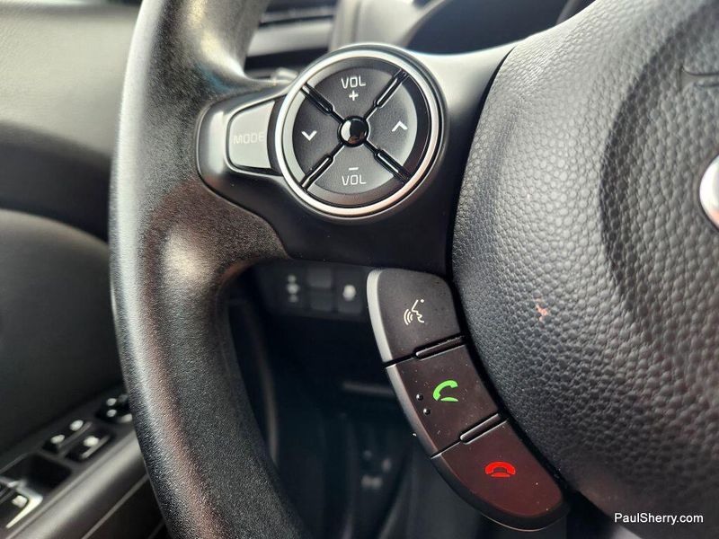 2017 Kia Soul +Image 35