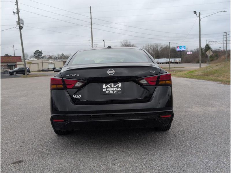 Used 2024 Nissan Altima 2.5 SVImage 4