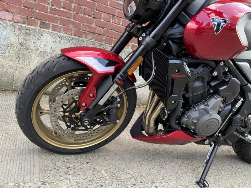 2026 Triumph TRIDENT 800
