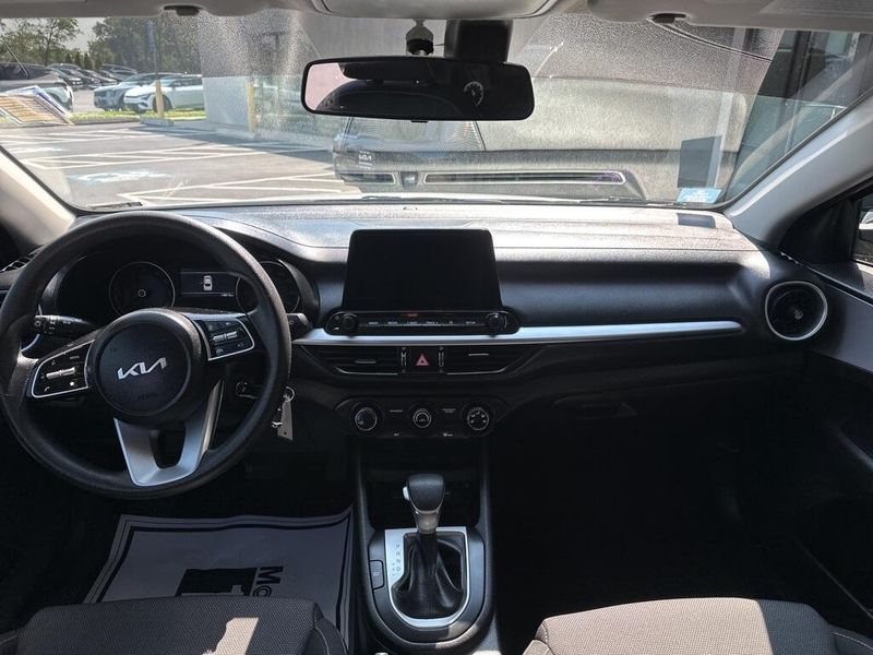2024 Kia Forte LXSImage 23