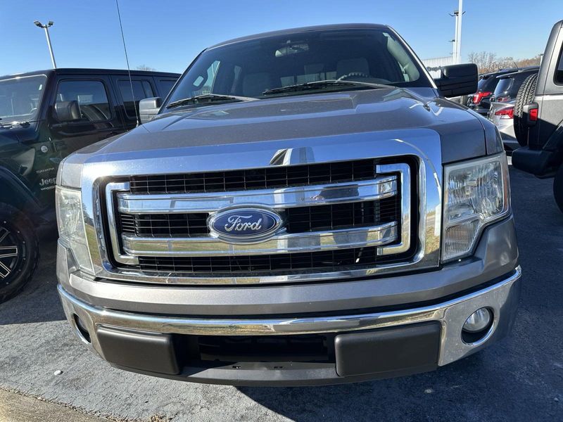 2013 Ford F-150 XLTImage 2