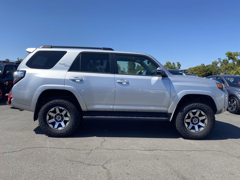 Used 2020 Toyota 4Runner TRD Off-Road PremiumImage 2