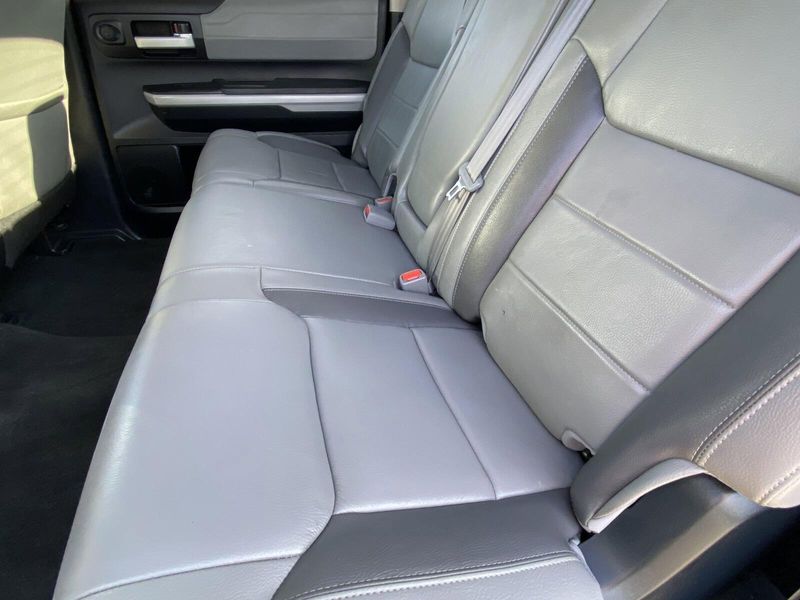 2018 Toyota Tundra Image 15