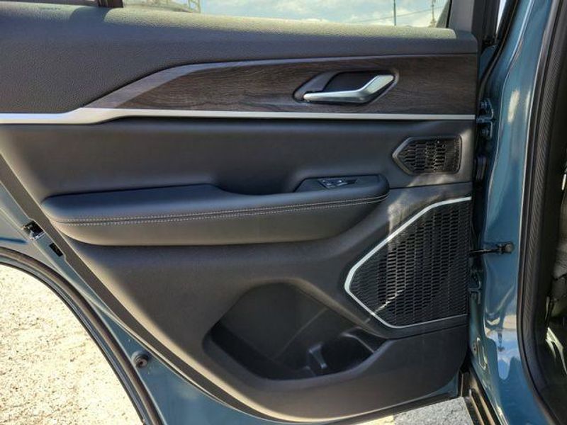 New 2026 Jeep Grand Cherokee Limited 4x4