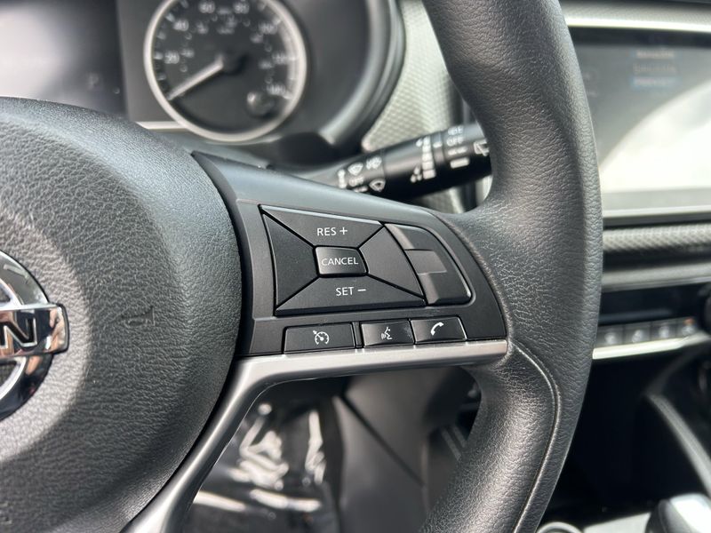 2018 Nissan Kicks SVImage 27