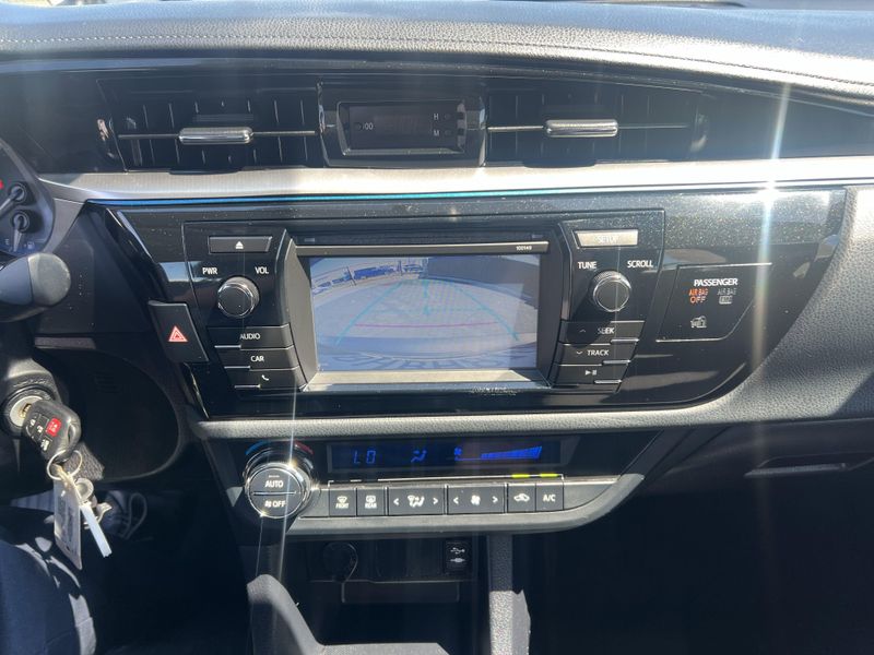 2014 Toyota Corolla SImage 17