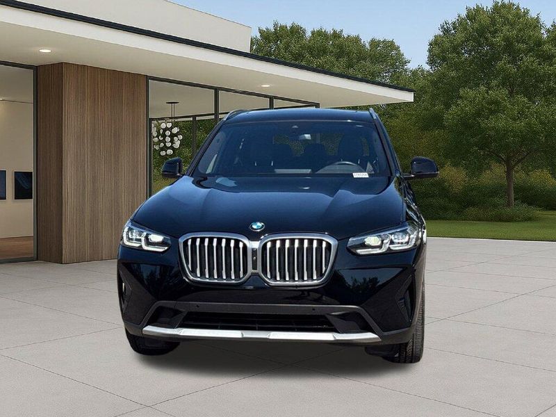 Used 2024 BMW X3 sDrive30iImage 3