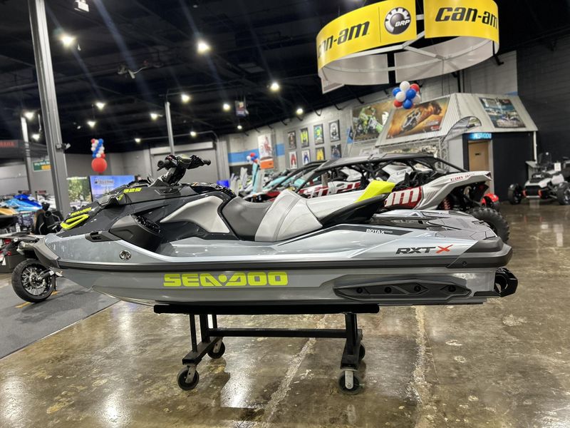New 2025 Sea-Doo RXT-X 325 (SOUND SYSTEM) Image 6