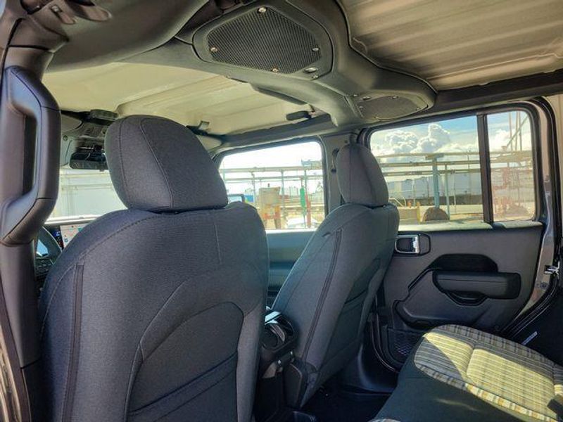 New 2026 Jeep Wrangler 4-door 85th Anniversary Edition