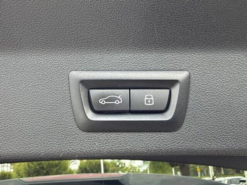 Used 2023 BMW X3 sDrive30iImage 17