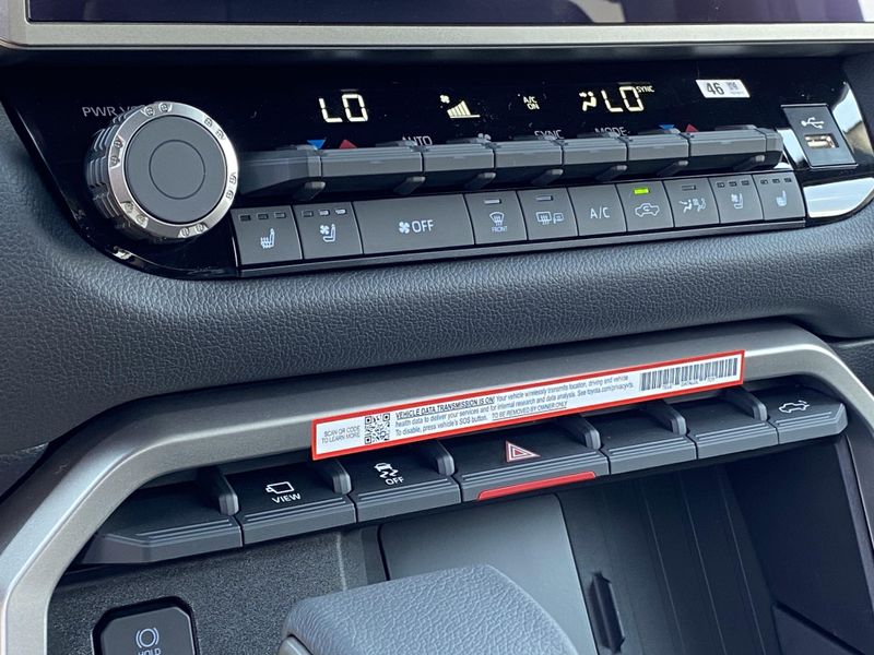New 2025 Toyota Tundra Limited HybridImage 17