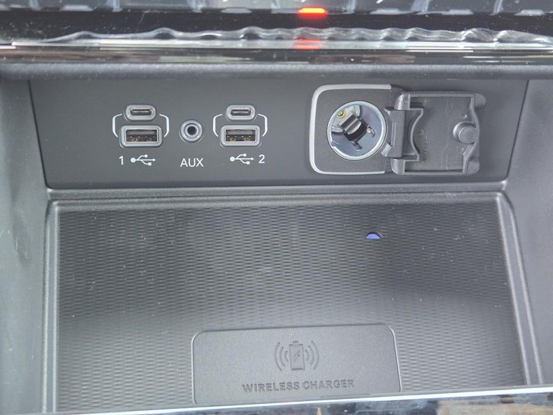 New 2026 Jeep Grand Cherokee Laredo X 4x2