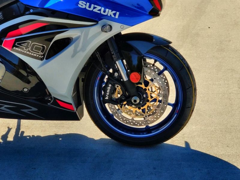 New 2027 Suzuki GSX-R1000 40TH ANNIVERSARY EDITION Image 19