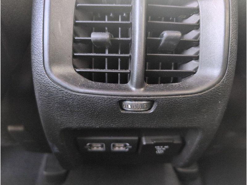 2023 Jeep Cherokee Altitude LuxImage 34