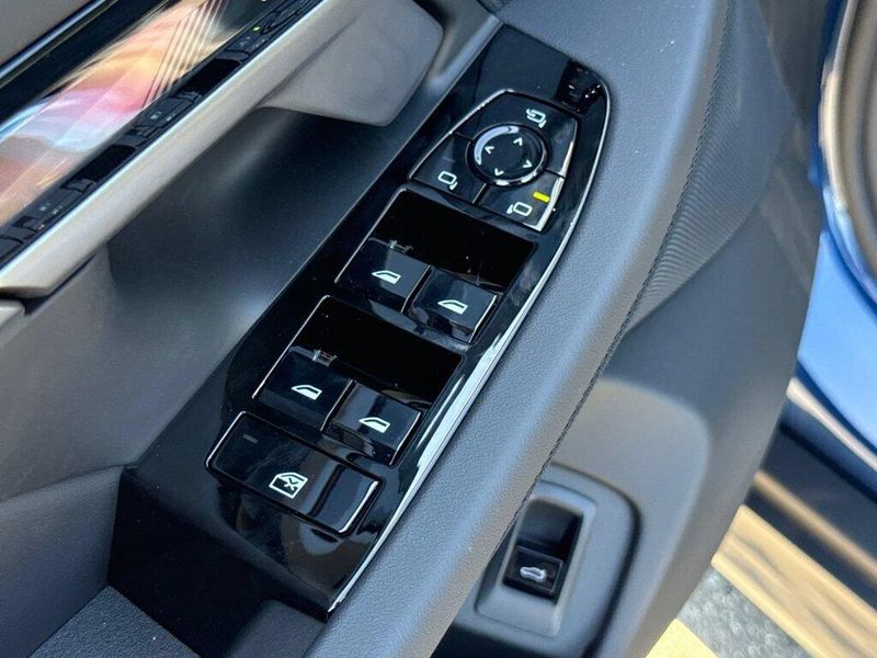 New 2027 BMW 5 Series 530iImage 16