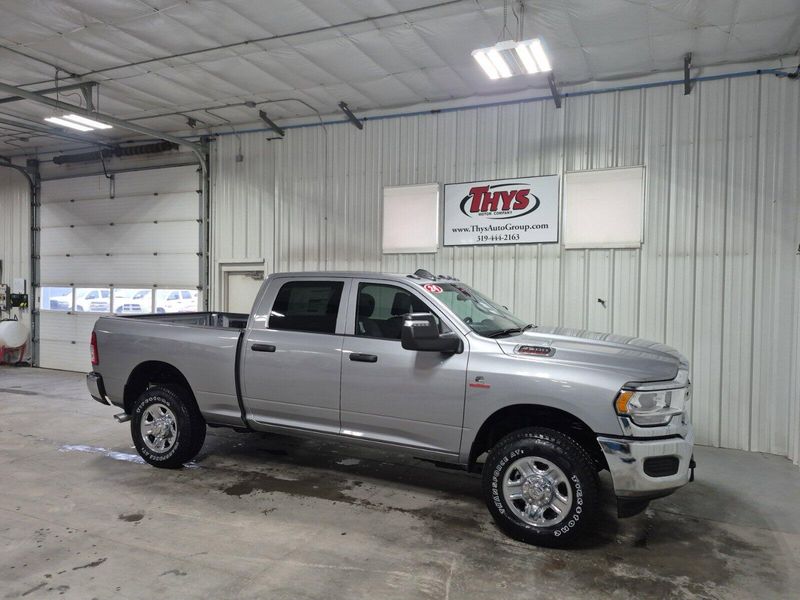 2024 RAM 2500 Tradesman Crew Cab 4x4 6