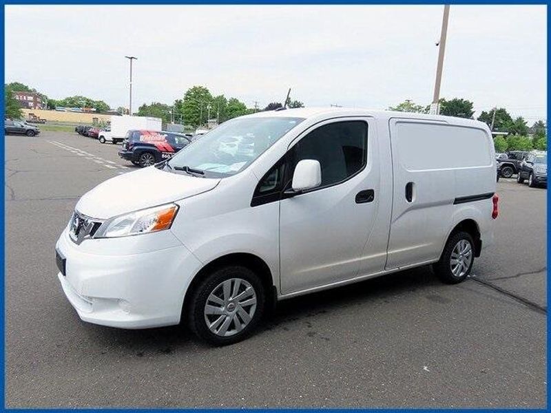 2018 Nissan NV200 SVImage 1