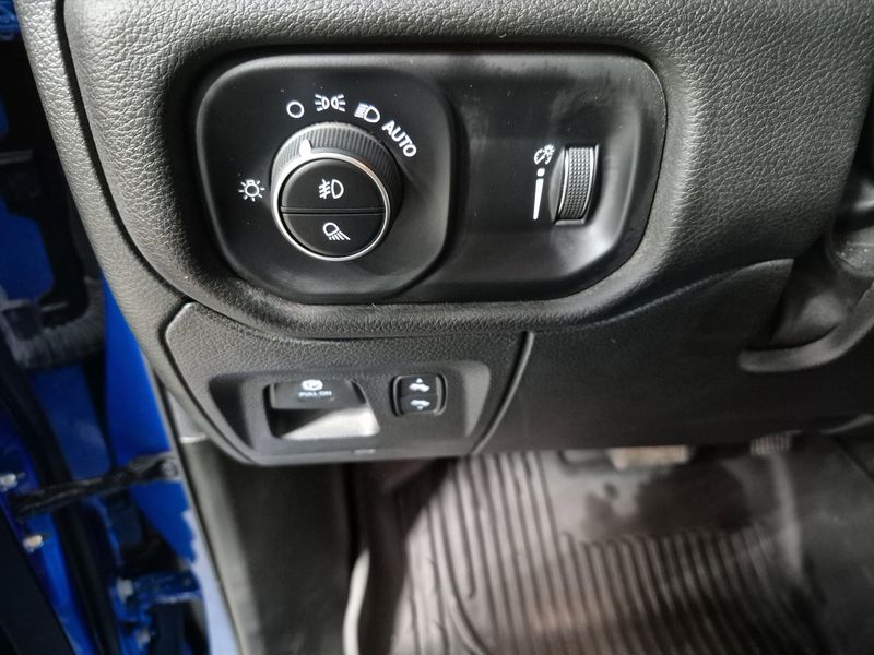 Used 2024 RAM 1500 RebelImage 27