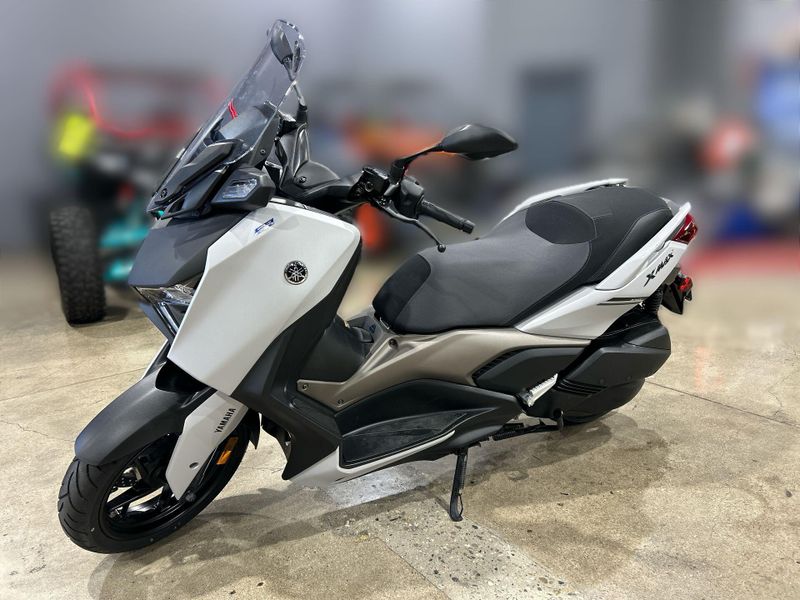 Used 2023 Yamaha Xmax Image 18