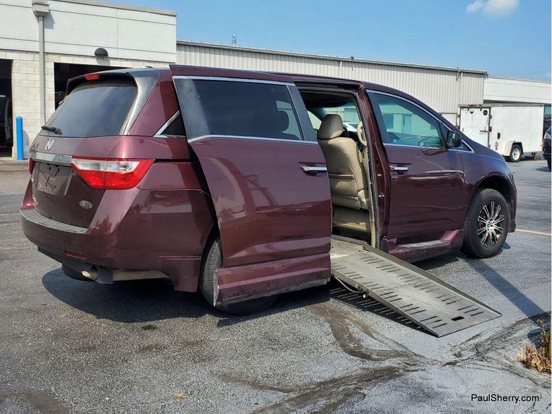 Used 2011 Honda Odyssey EX-LImage 4