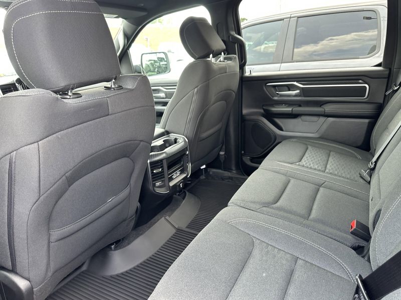 2025 RAM 1500 Big Horn Crew Cab 4x4 5