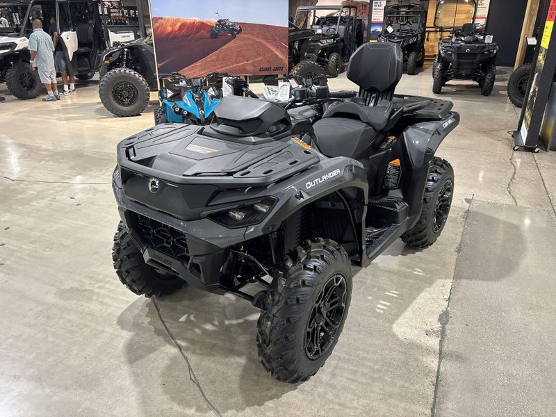 New 2026 Can-Am OUTLANDER MAX DPS 1000R Image 12
