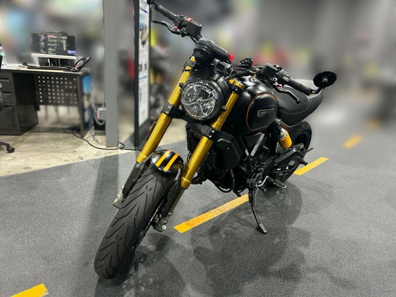 Used 2018 Ducati SCRAMBLER 1100 Image 18