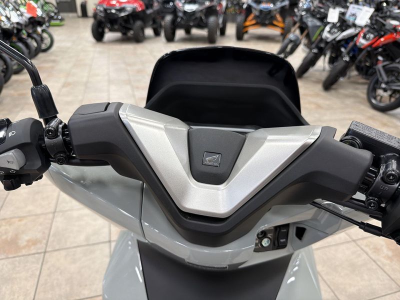 New 2025 Honda PCX ABS Image 22