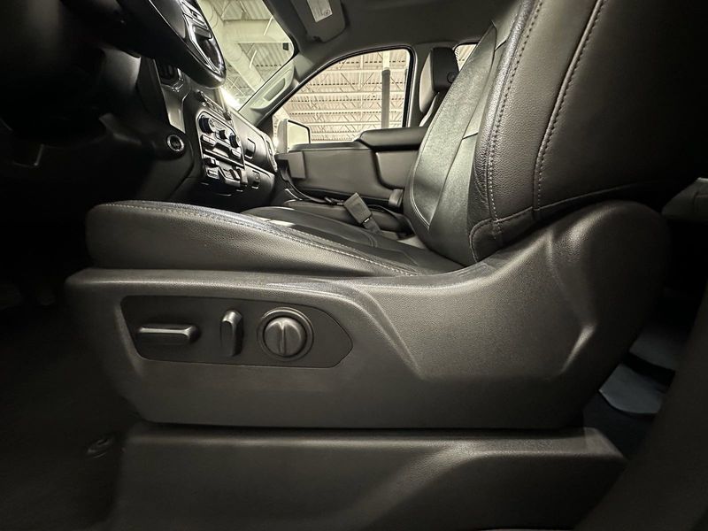 2020 Chevrolet Silverado 2500HD LTZ Crew Cab Z71 6.6L Diesel 4x4Image 12