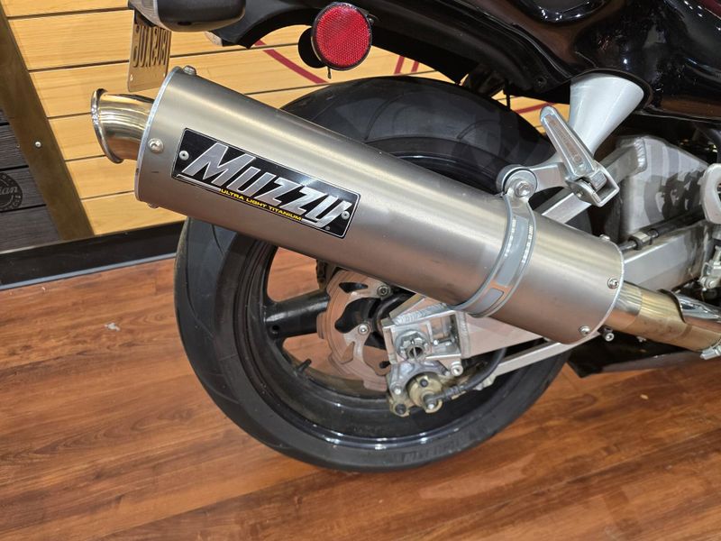 Used 2006 Suzuki Hayabusa Image 8
