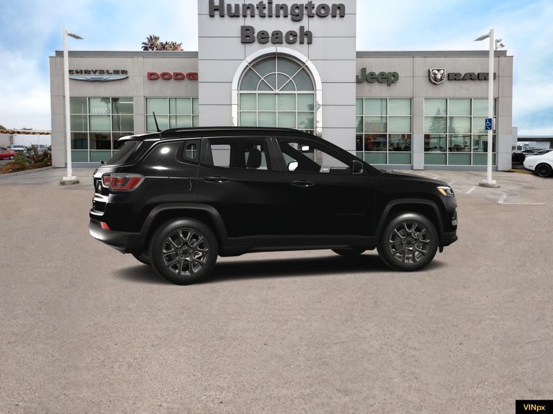 2025 Jeep Compass Latitude 4x4Image 15