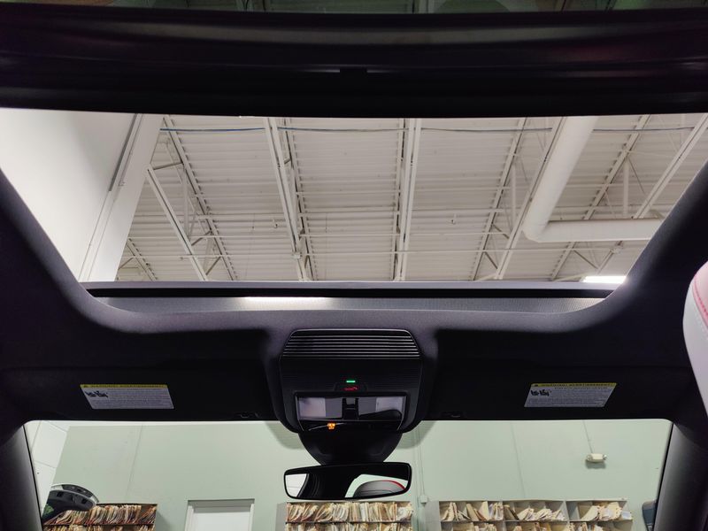 Used 2024 Volkswagen Golf GTI SE w/Sunroof/Leather PkgImage 6