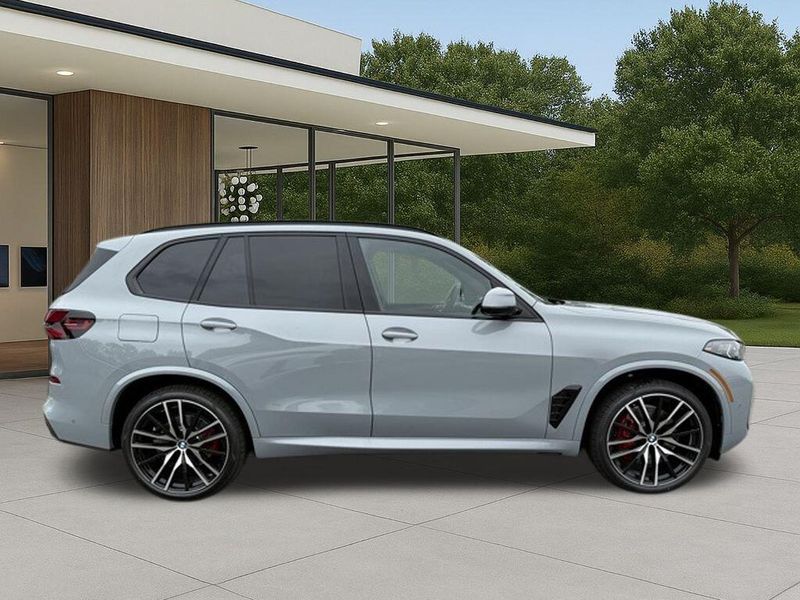 New 2026 BMW X5 sDrive40iImage 7