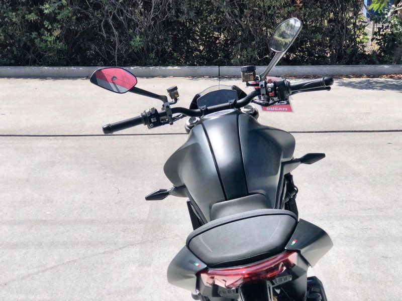 New 2026 Ducati MONSTER 937+ Image 25