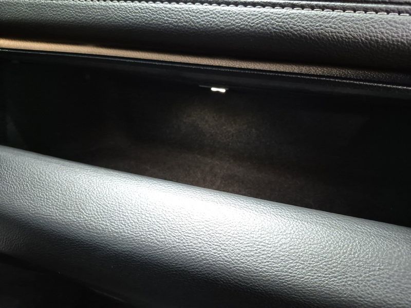 2020 RAM 1500 LaramieImage 16