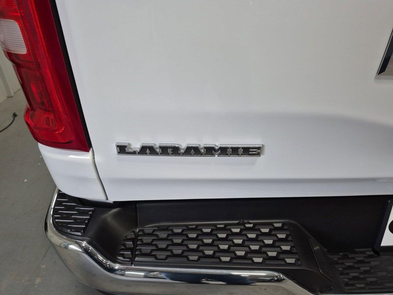 2025 RAM 1500 Laramie Crew Cab 4x4 5