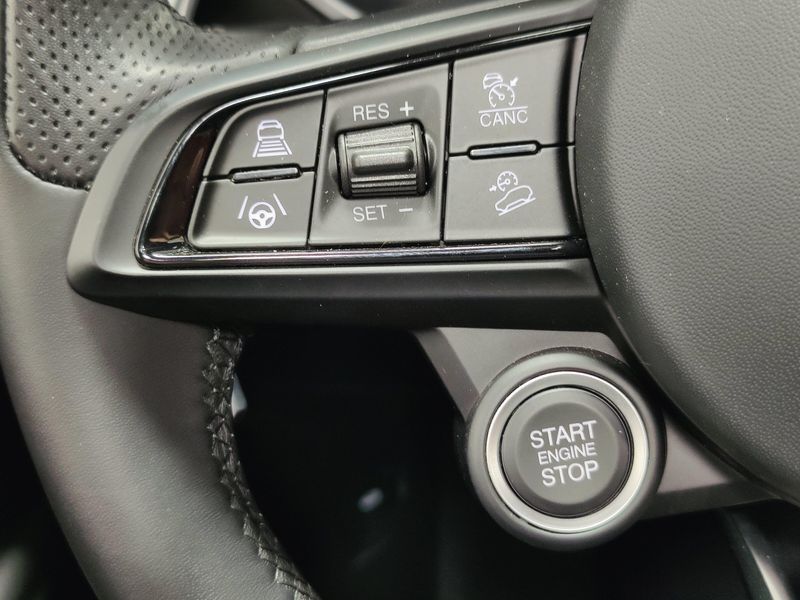 Used 2024 Alfa Romeo Stelvio Veloce AWD Premium w/Sunroof/NavImage 33