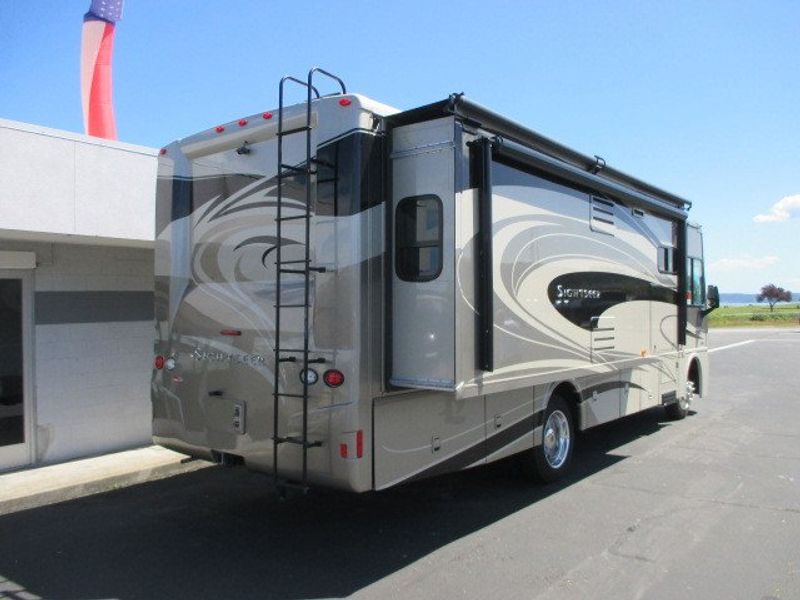 2014 Ford F-53 Motorhome Chassis Image 33