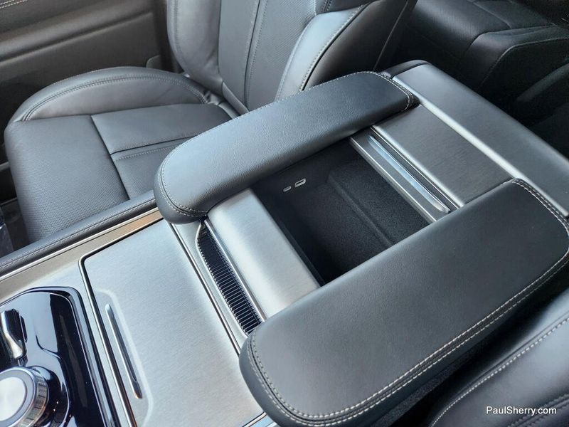 2026 Jeep Grand Wagoneer Limited Reserve 4x4