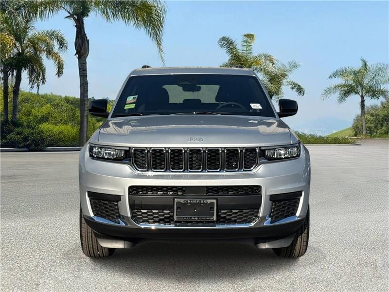 New 2026 Jeep Grand Cherokee L Laredo X 4x2