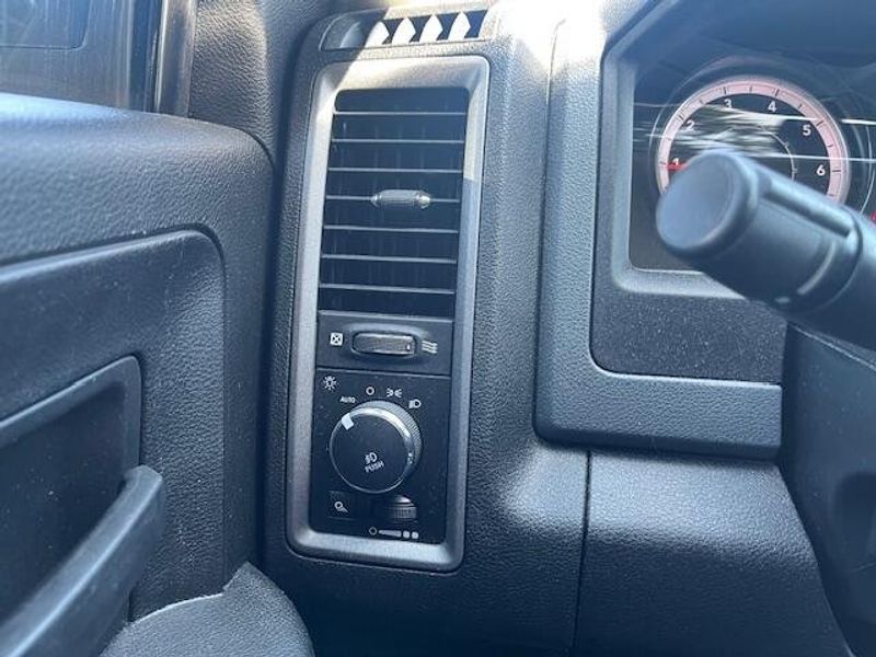 Used 2019 RAM 1500 Classic ExpressImage 3