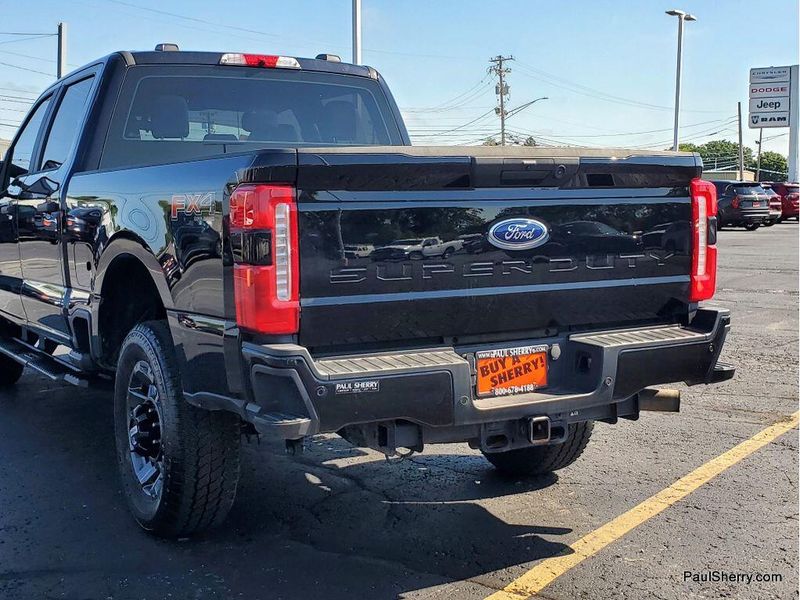 Used 2023 Ford F-250 XL STX FX4Image 13