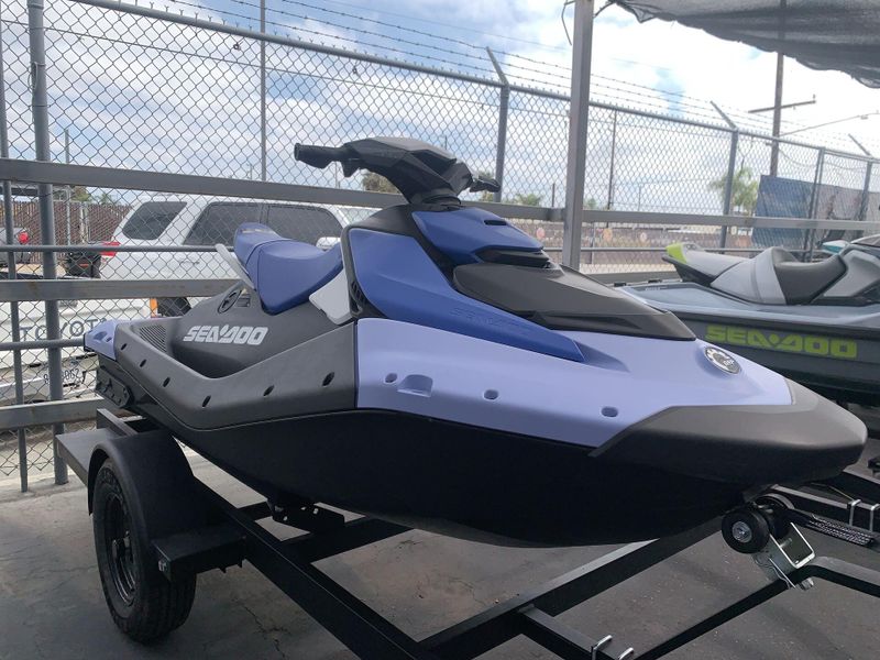 New 2025 Sea-Doo SPARK FOR 2 90 CONVENIENCE PACKAGE (SOUND SYSTEM) Image 10