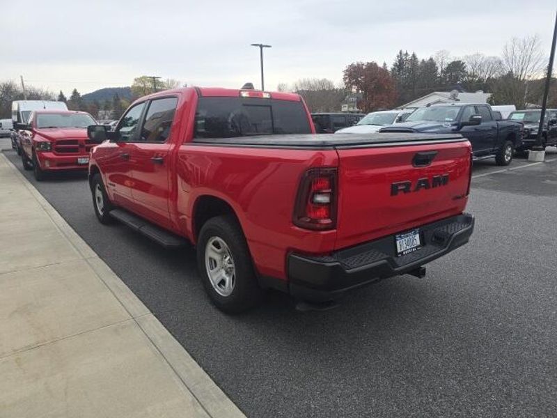 2025 Ram 1500 Tradesman photo 4